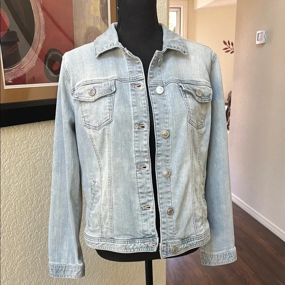 CHICO’S Lace-Back Denim Jacket - Picture 1 of 7